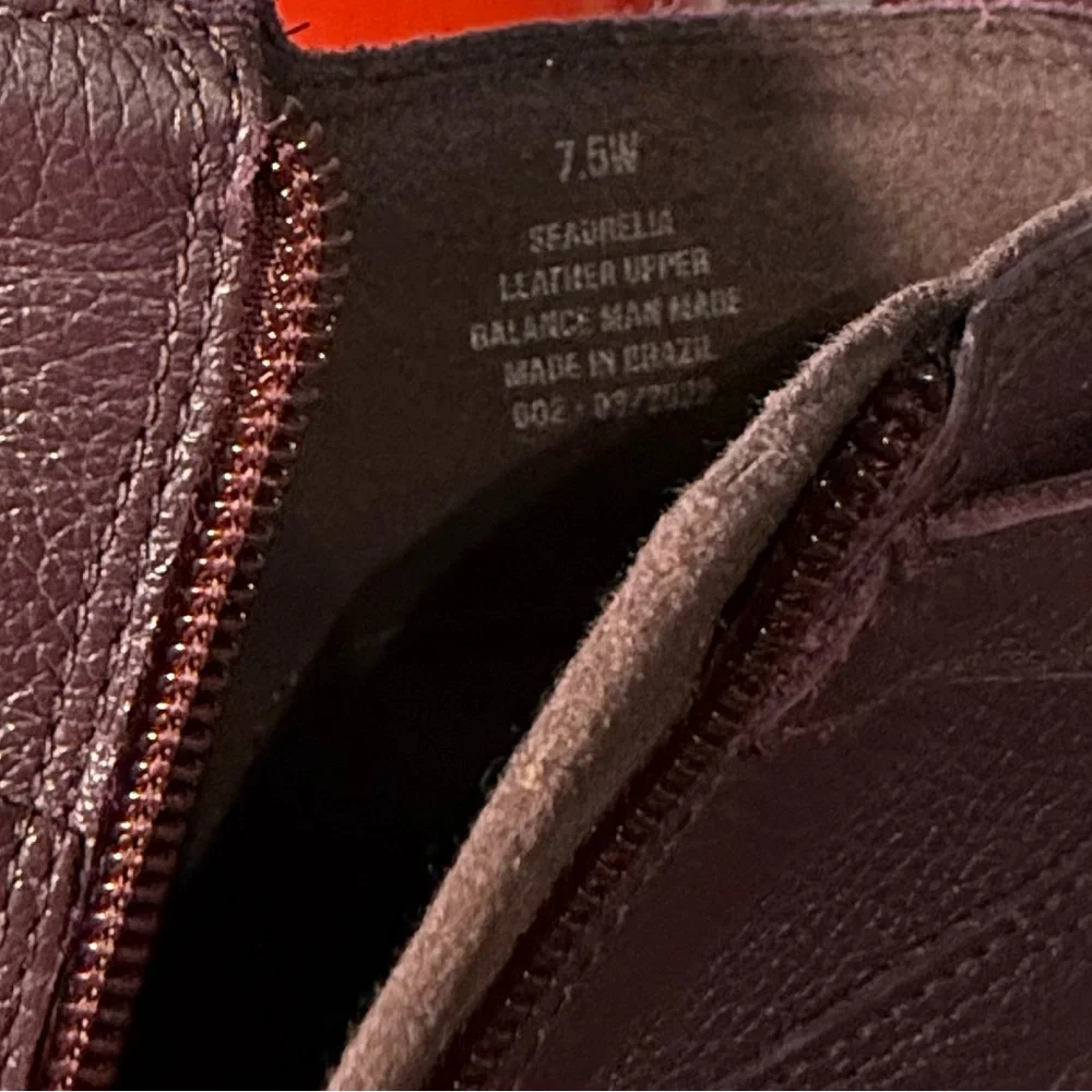 Women’s Easy Spirit‎ Burgundy Genuine Leather Ankle Boots